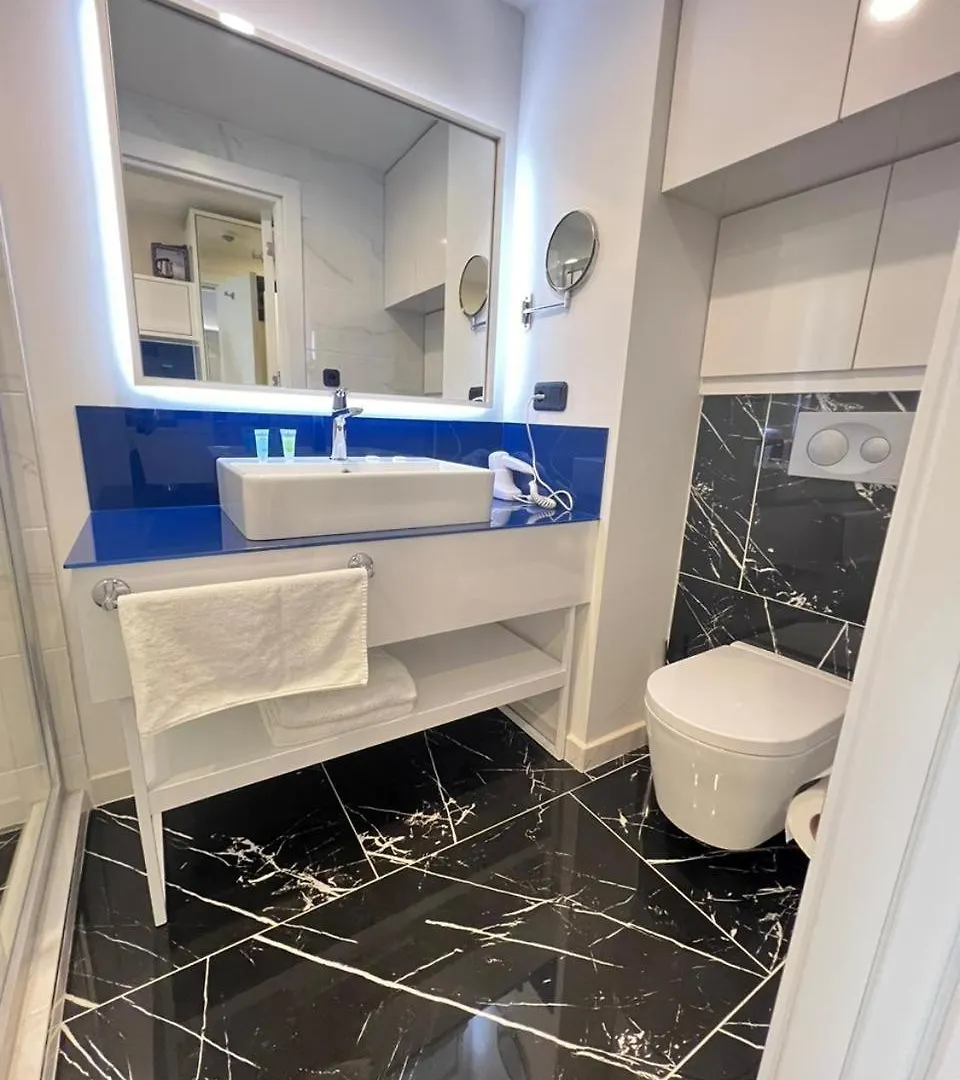 شقة فندقية باتومي Beautiful Apartments Near The Sea - Orbi City